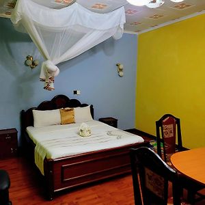 Deluxe Family Suite